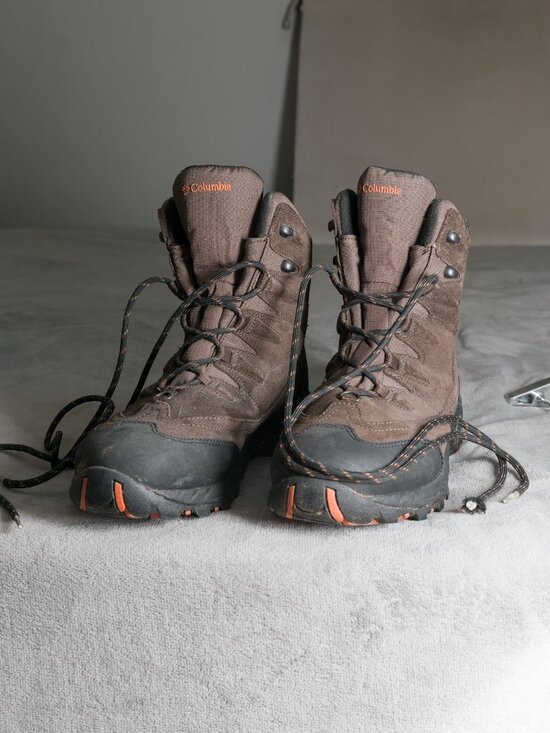 Men\'s waterproof Columbia hiking boots size 10, great condition main image 11